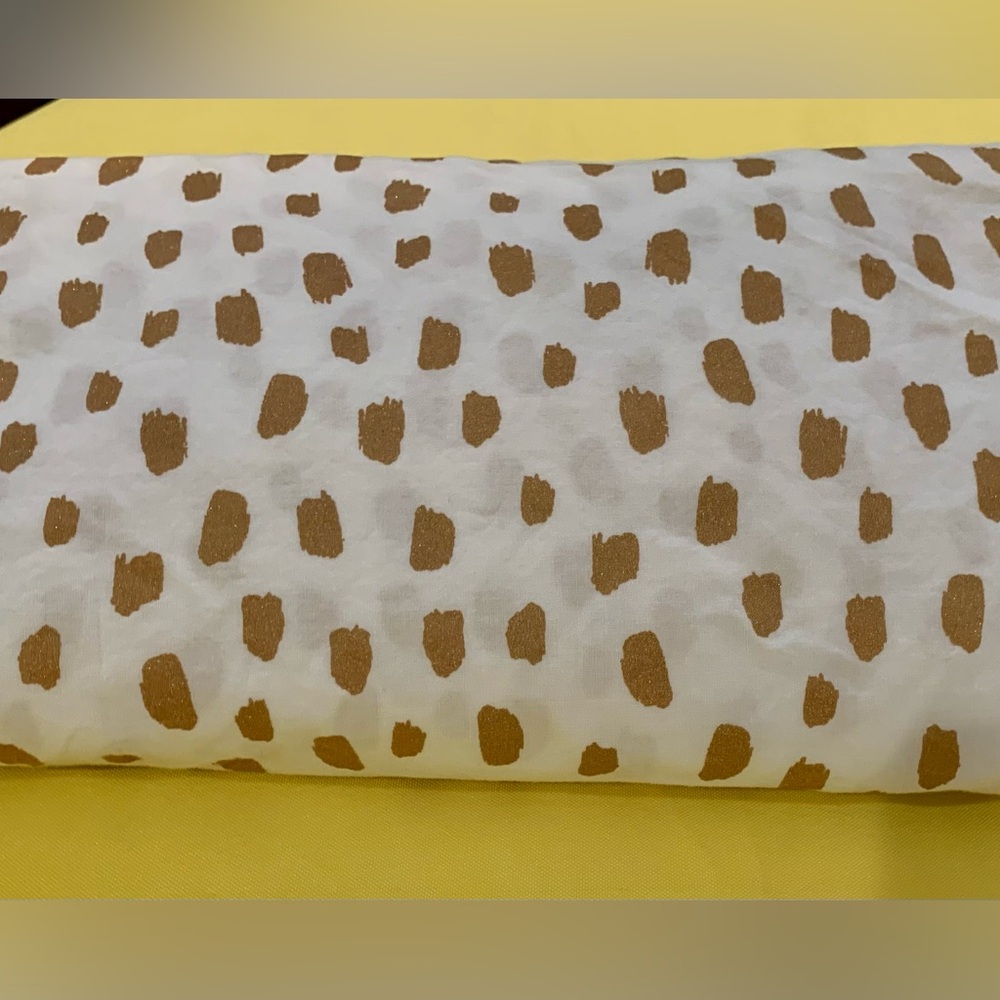Pottery Barn Modern Baby Organic Cotton Fitted Gold Print Crib Sheet